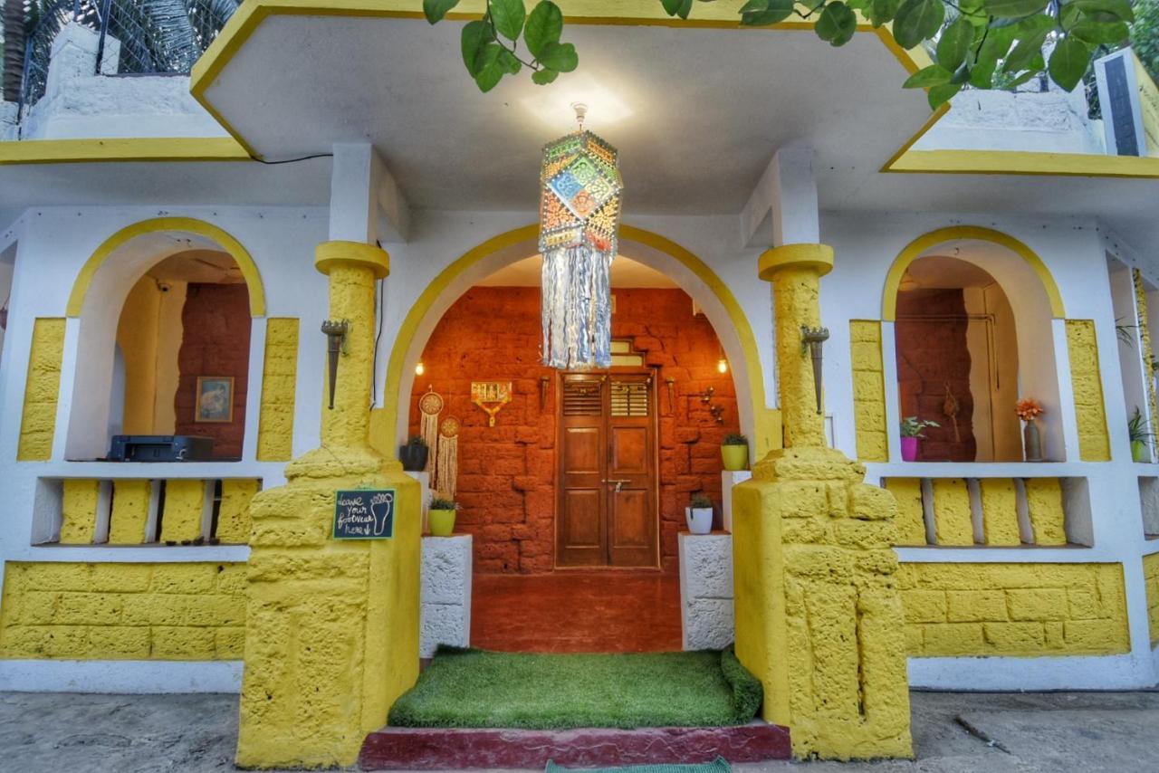 Aerostel - Backpacker'S Hostel In Goa Calangute Exterior foto